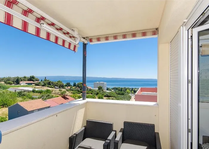 Three Bedroom With Sea View And Secure Private Garage Apartamento