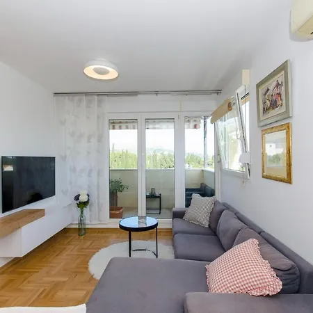 Three Bedroom With Sea View And Secure Private Garage Apartamento Split