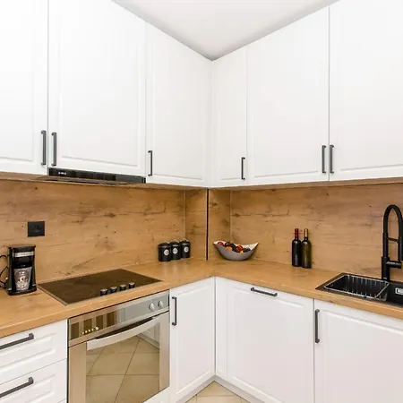 Apartment Modern With Sea View And Secure Garage *